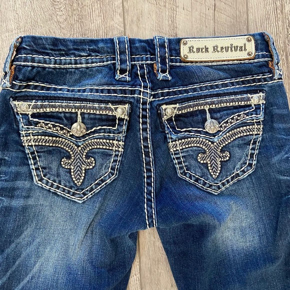 ROCK REVIVAL 26 ROSELIN BOOT CUT JEANS FLAP POCKETS CHUNKY STITCHING - Picture 6 of 12